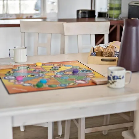 3 Bedroom Stunning In بيت للعطل Otterup
