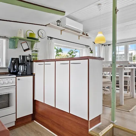 بيت للعطل 3 Bedroom Stunning In